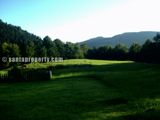 Земельна ділянка